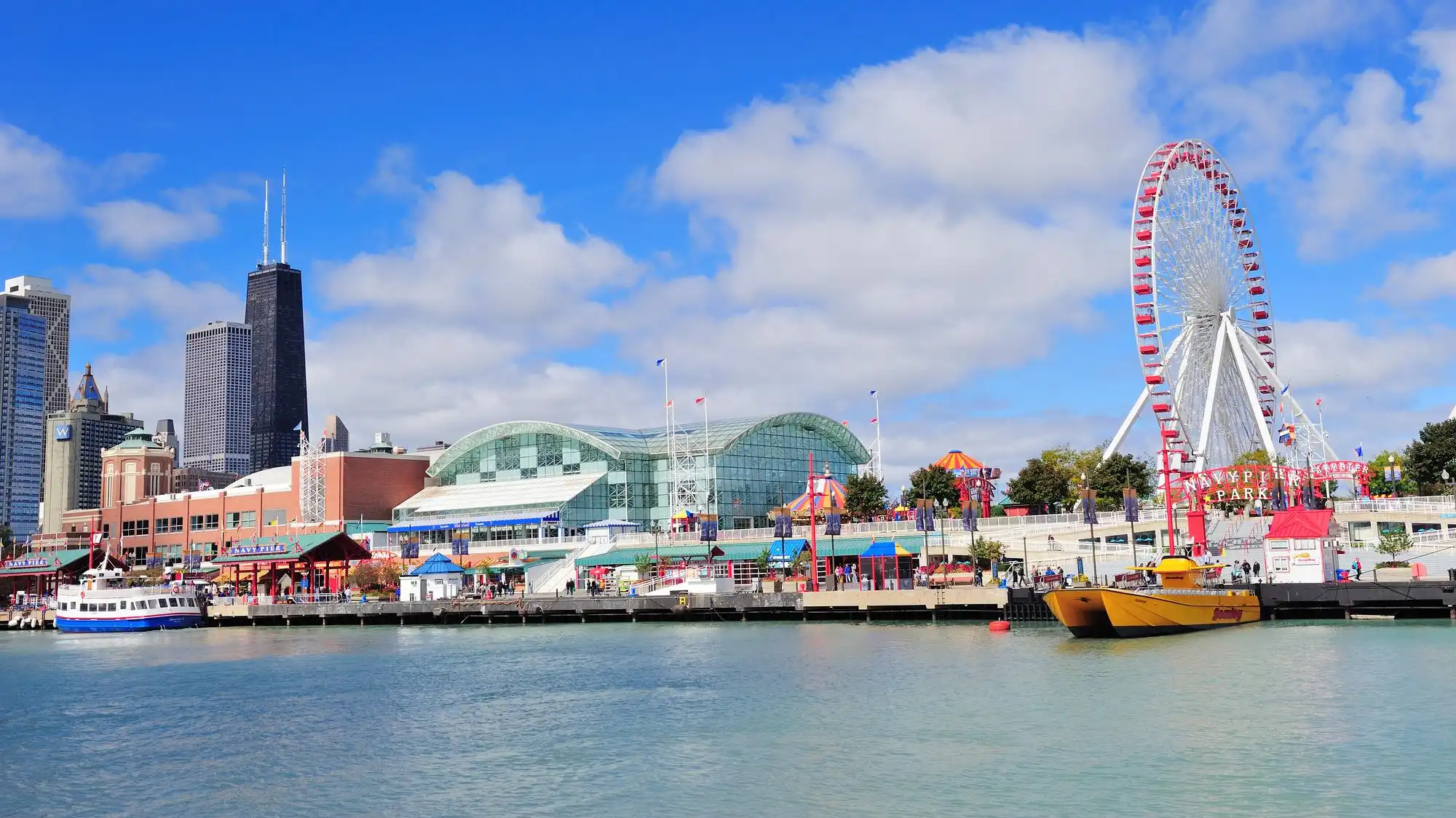  chicago-skyline-navy-pier-for-senior-activities