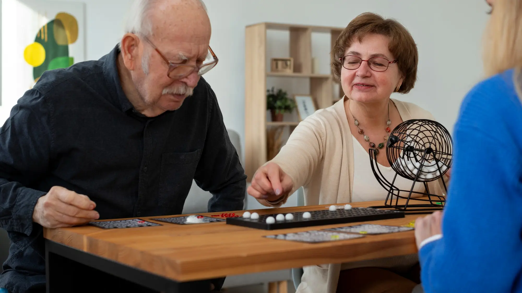 elderly-couple-playing-chess-at-home-for-brain-exercise